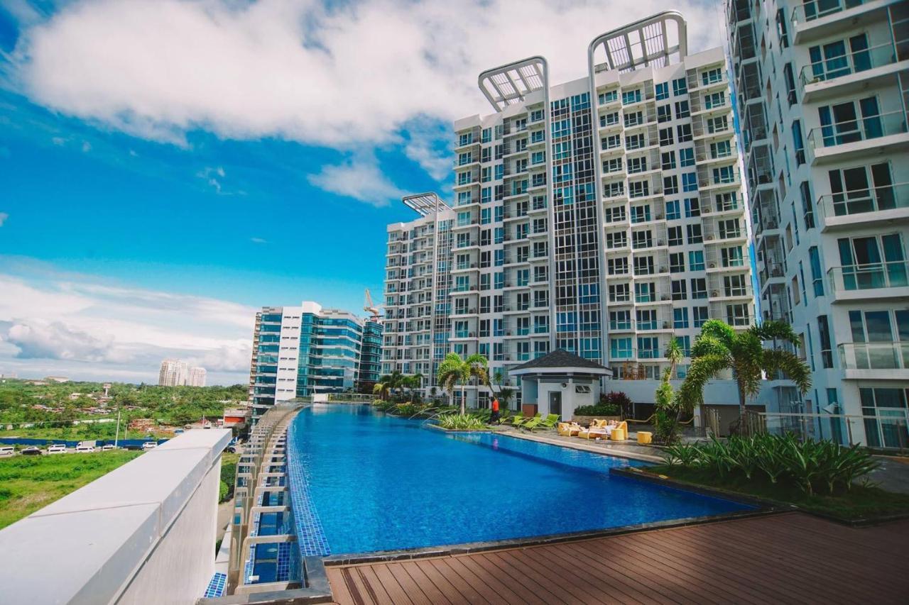 Mactan Newtown Condo 막탄 외부 사진