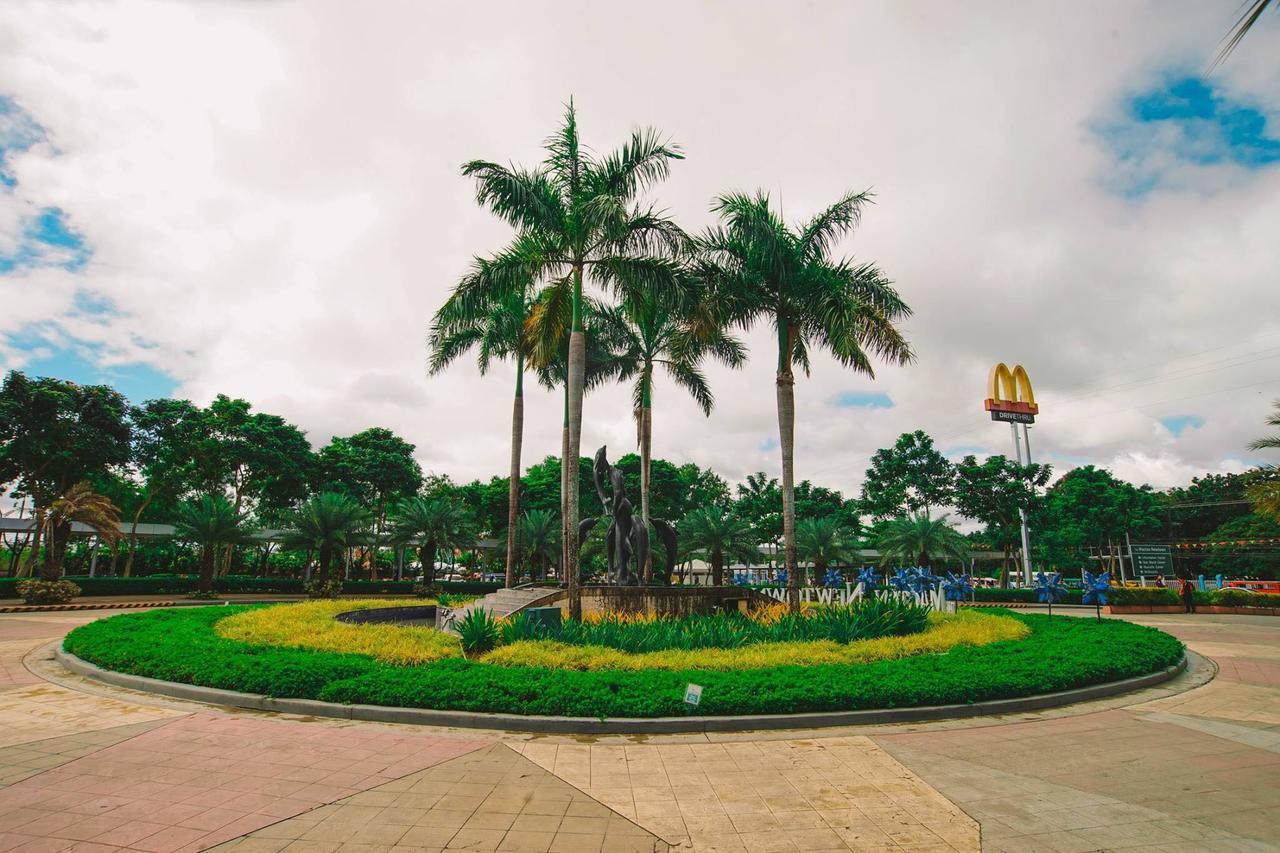 Mactan Newtown Condo 막탄 외부 사진
