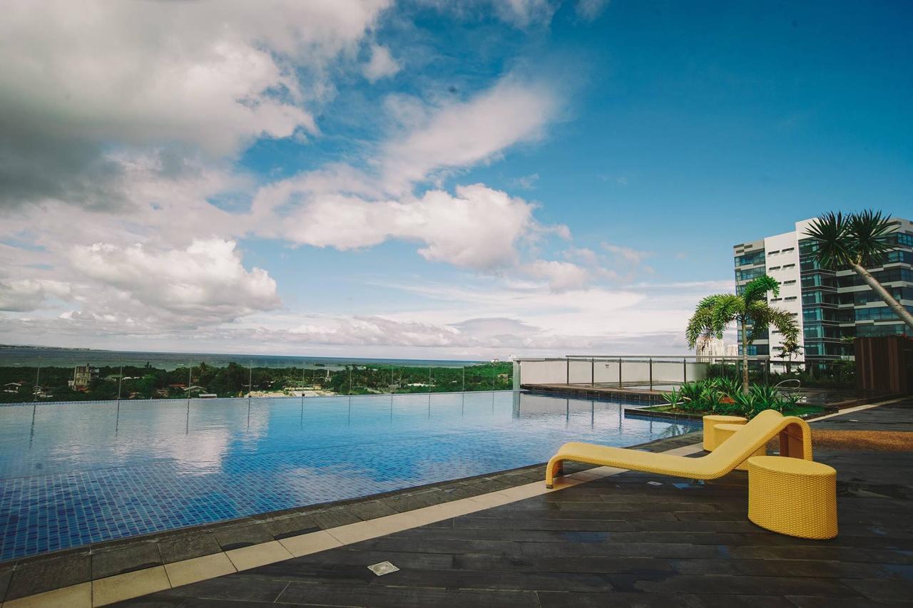 Mactan Newtown Condo 막탄 외부 사진